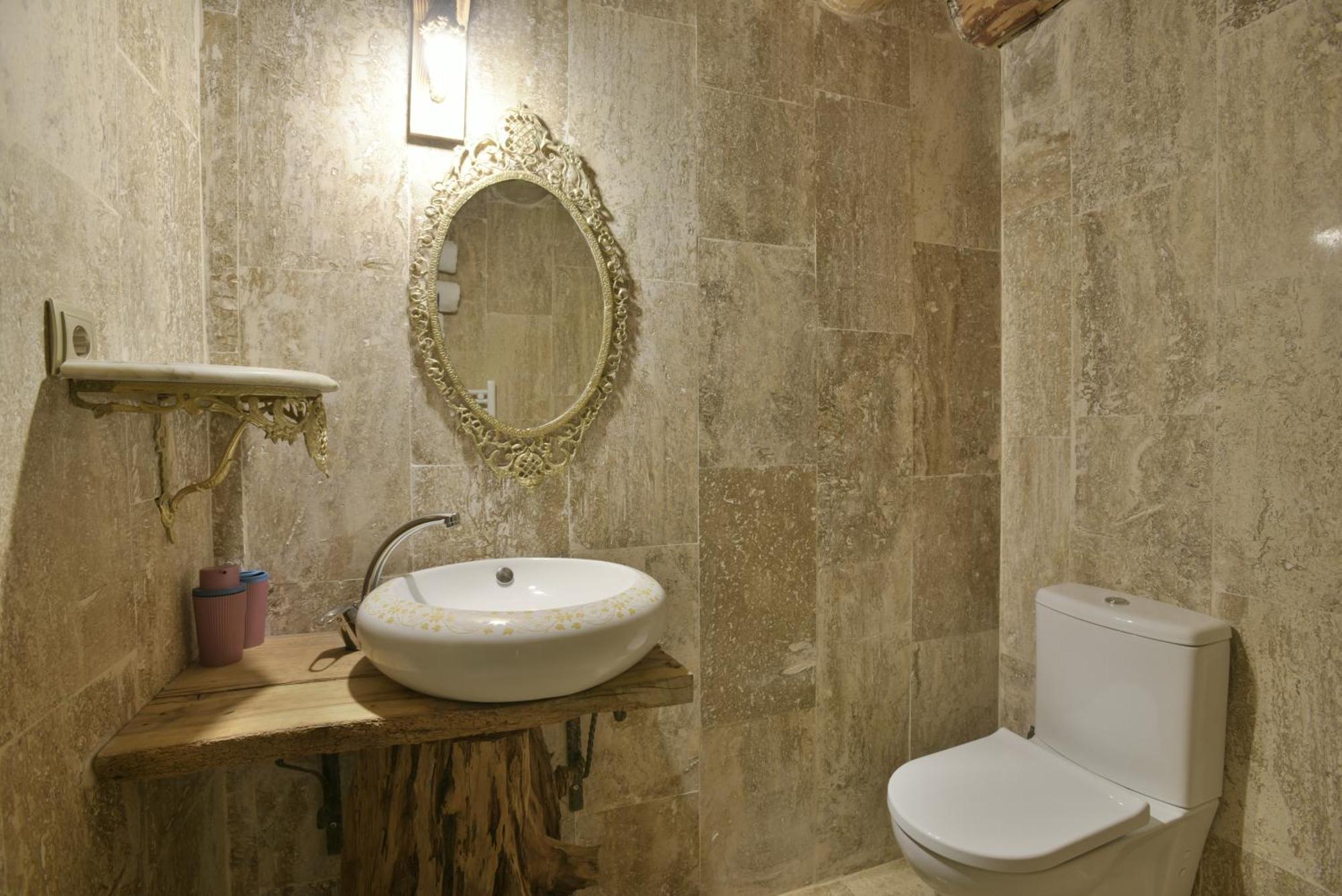Philosophy Hotel Учгісар Екстер'єр фото